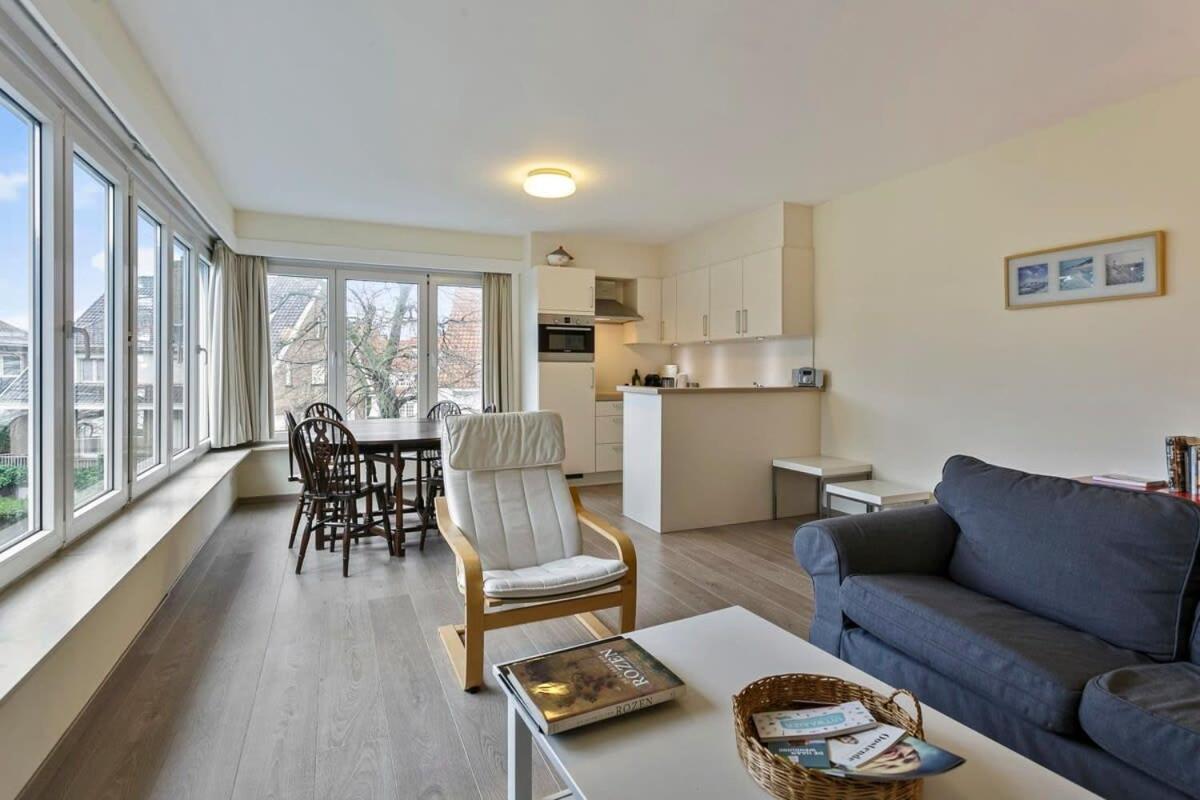 Huswell - Lovely Family 50 Meters From The Sea De Haan